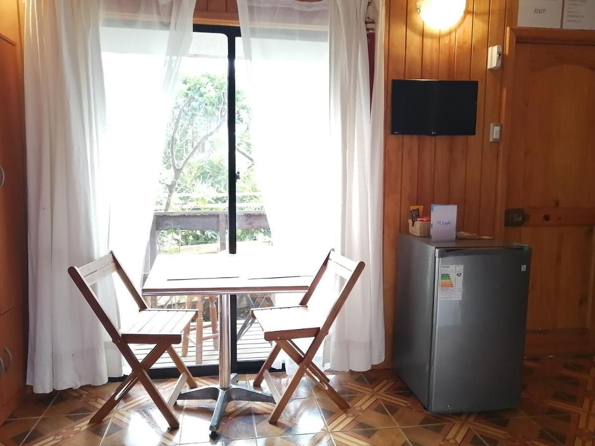 Tuava Lodge Hanga Roa Buitenkant foto