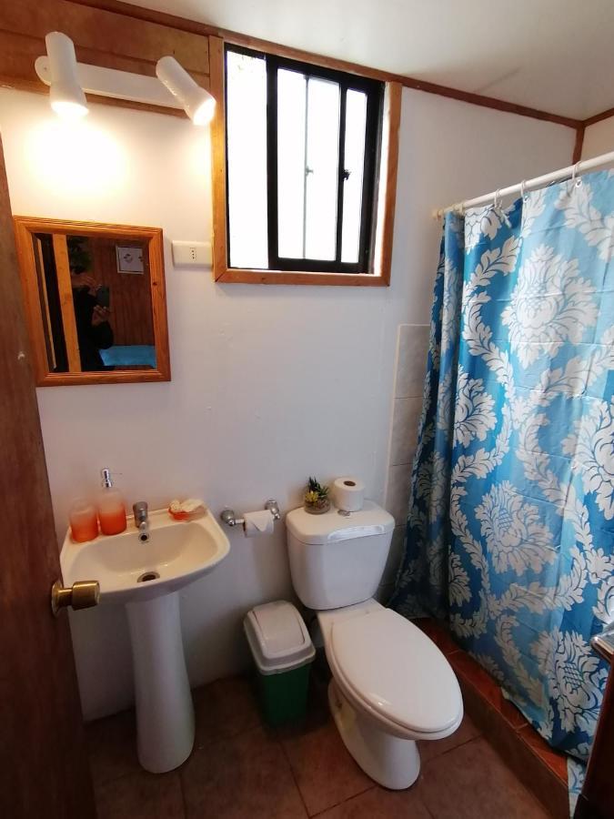 Tuava Lodge Hanga Roa Buitenkant foto